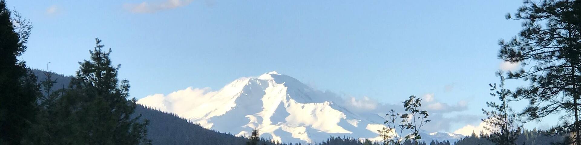 #TakeAHike to enjoy the scenic view of Mount Shasta!