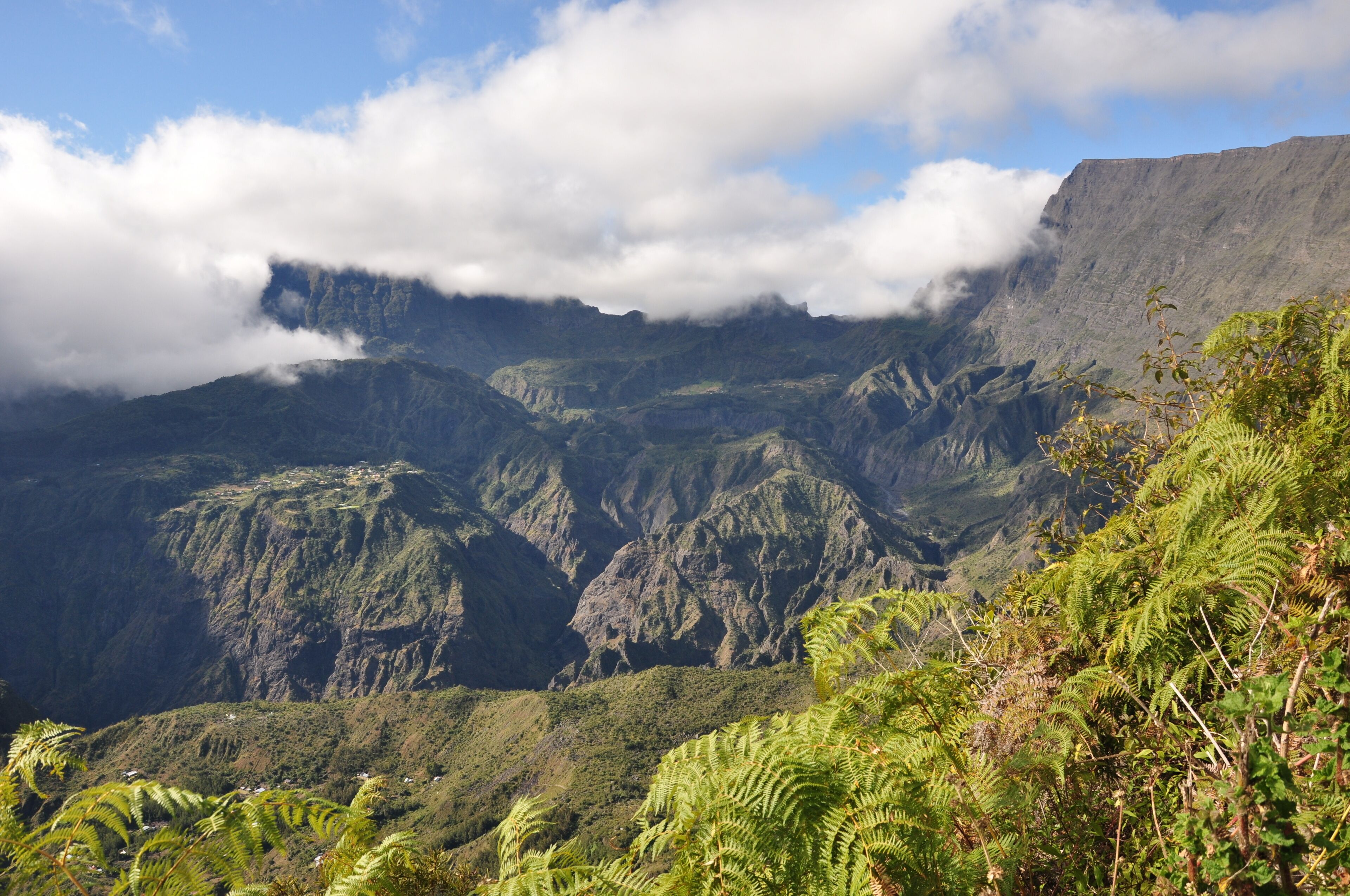 Ile de la Réunion - Mafate - Roche Plate - Maïdo