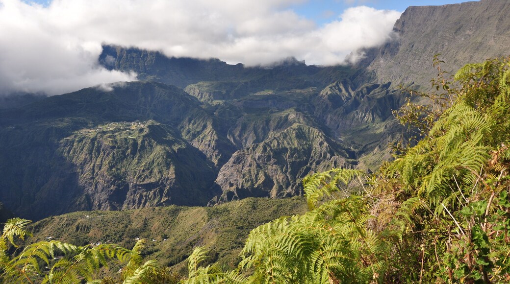 Ile de la Réunion - Mafate - Roche Plate - Maïdo