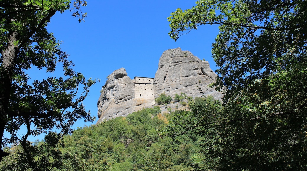 This is Castello della Pietra, an old fortification near Vobbia, Liguria, Italy. This fortification is built between two suggestives spurs.