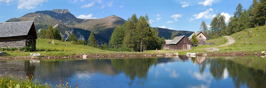 Eine Lacke vor der oberen Neuwirtshütte