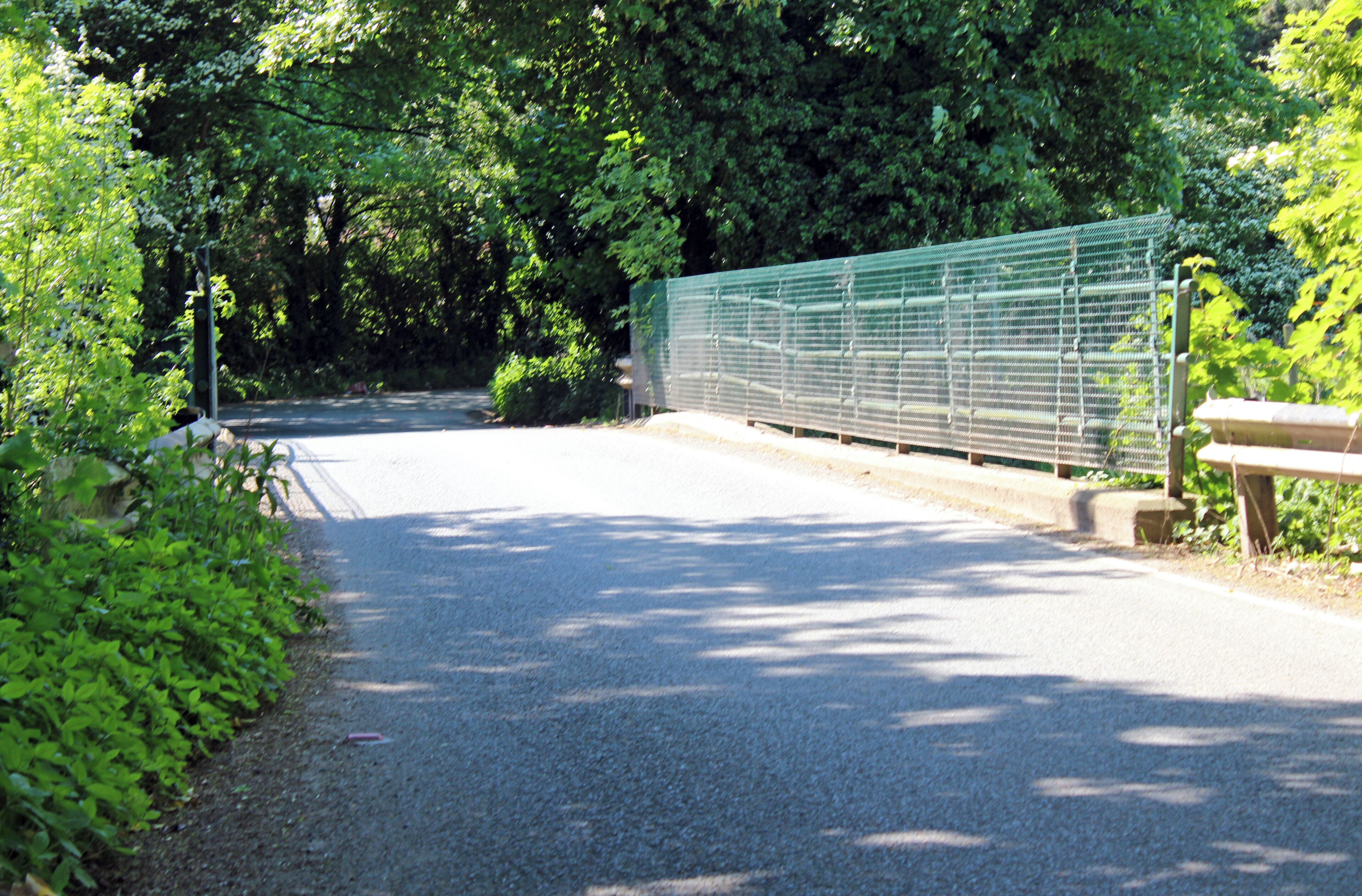 View west, northern parapet (for what it is) to the right.