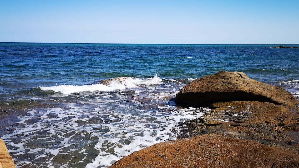roca, naturaleza, olas, la costa, azul, vista del mar, costa, olas, gemas, viajando, oleaje, verano, pedregoso, isla, el perello, tarragona