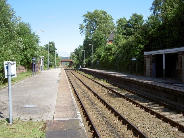 Ince & Elton Railway Station A small station in between Ince and Elton which receives a very minimal service of 4 trains a day in each direction between Ellesmere Port and Helsby. The final train of the day continues beyond Helsby to Warrington Bank Quay.