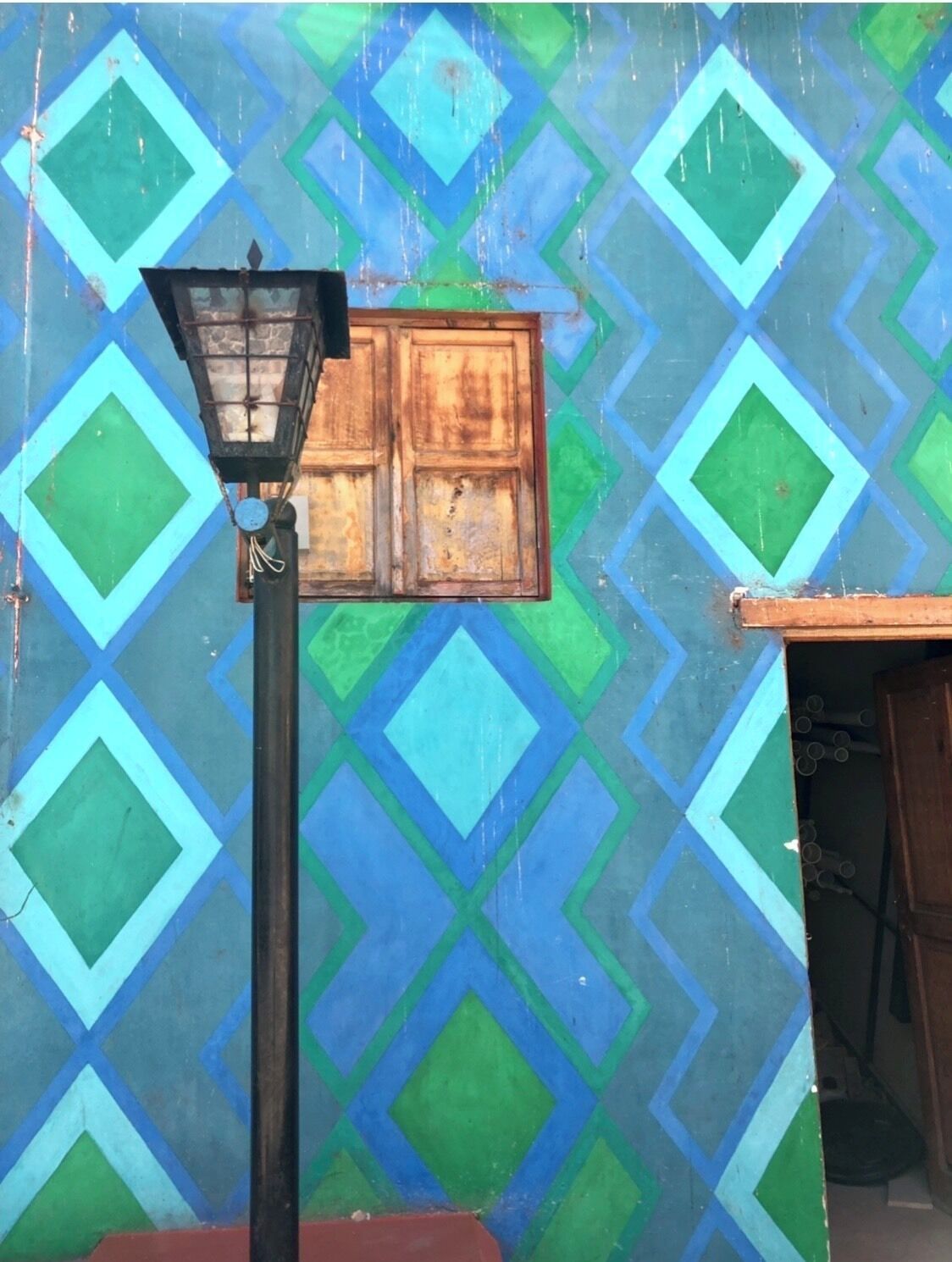 A lovely town on the shores of lake Atitlan. It’s painted in traditional Mayan colors and forms. Fascinating!