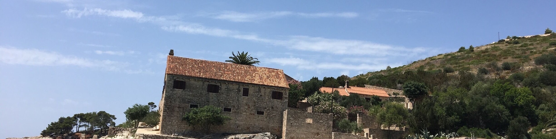 Scooter excursion to the beautiful Dubovica beach, secluded 8km from the Hvar Town crowds
#lifeatexpedia