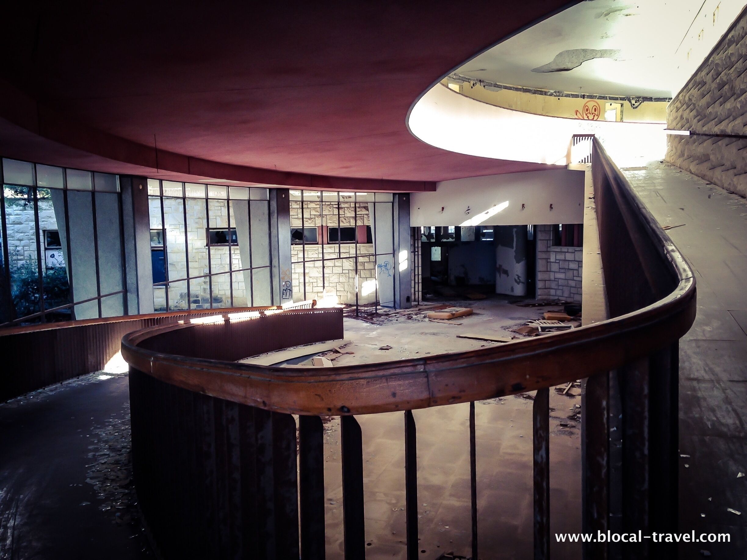 Urbex > Built in 1961 by architect Rikarc Marasovic and in use until the late ‘80s, this Brutalist building reminded me of the shapes of a conch. Not only does it develop in a spiral, but the sound of the waves echoed inside it. 

Read my article "A Yugonostalgic tour of abandoned places in Croatia" here: http://www.blocal-travel.com/urbex/abandoned-place/abandoned-places-croatia/