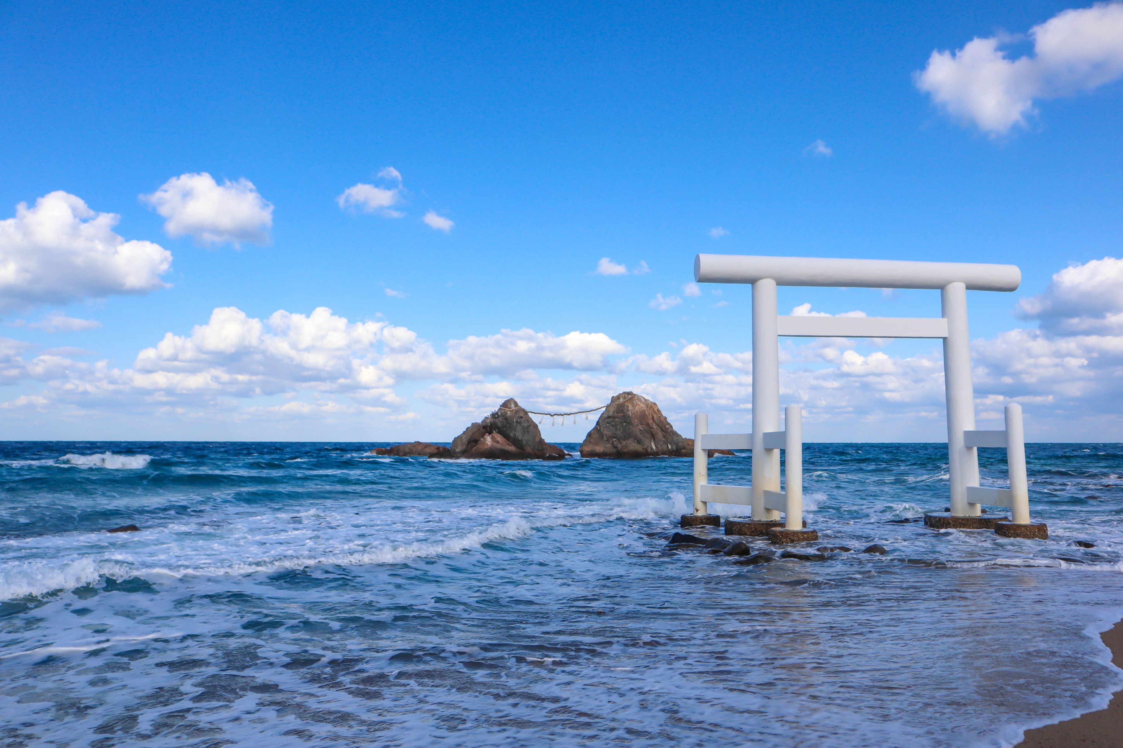 <h2>依水而居的热门住宿</h2>