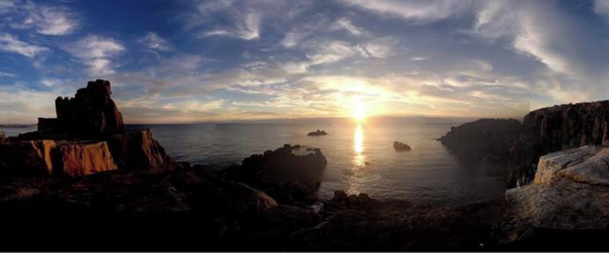 Sunset at Tojinbo. Incredible cliffs by the sea in Fukui Prefecture Japan. #goldenhour