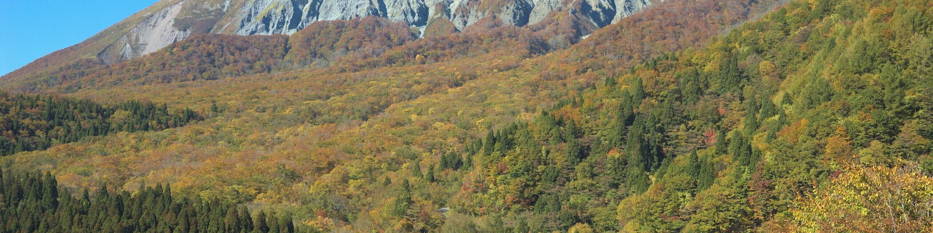 The South side of Daisen volcano from Kagikake Pass.