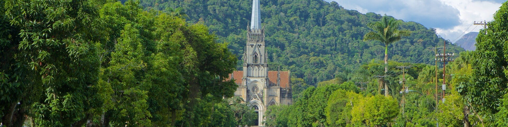 Historic Center which includes heritage architecture, a church or cathedral and a river or creek