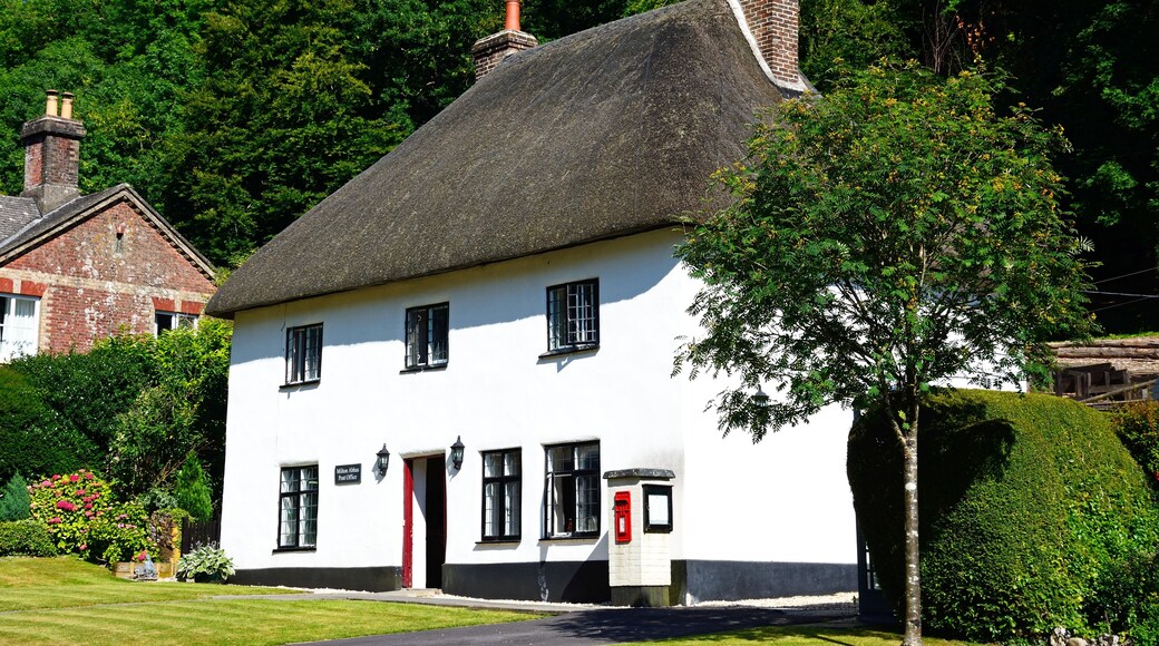 View of the thatched post office along the main village street, Milton Abbas.