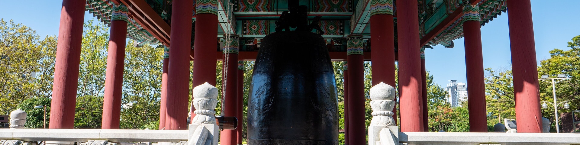 釜山 龍頭山公園の鐘楼