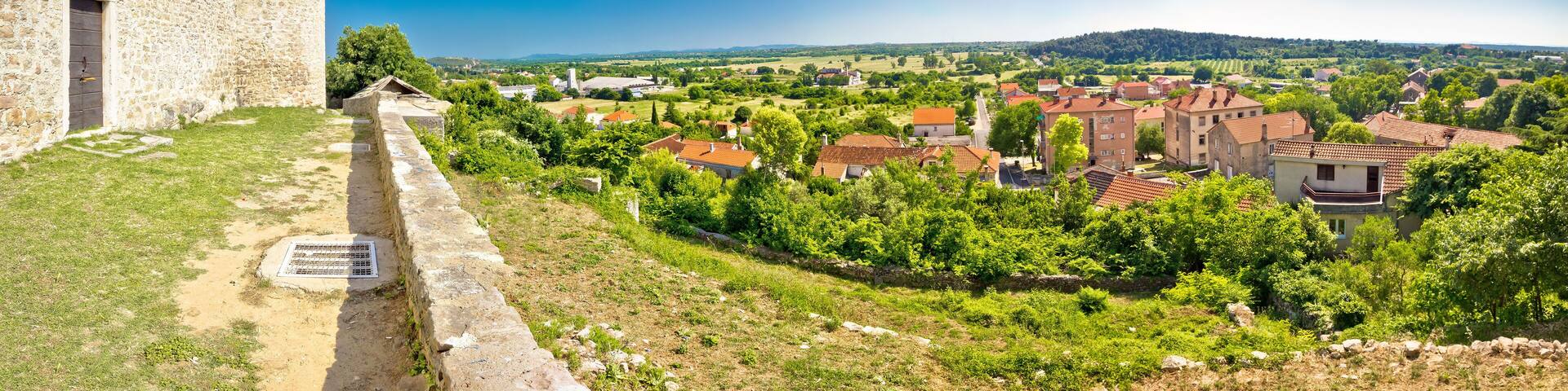 Panoramic view from Benkovac fortress