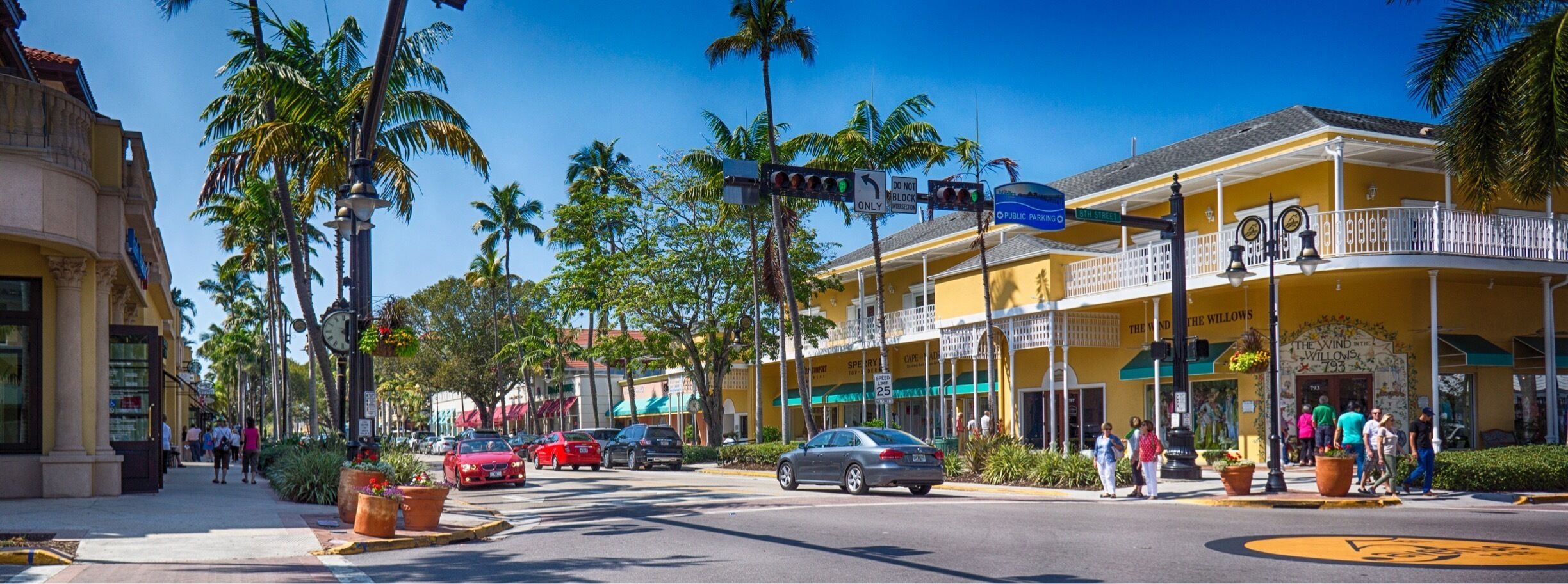 Welcome to beautiful down town naples fl 