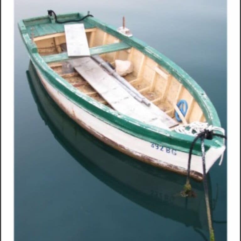 Ola wooden boat...
