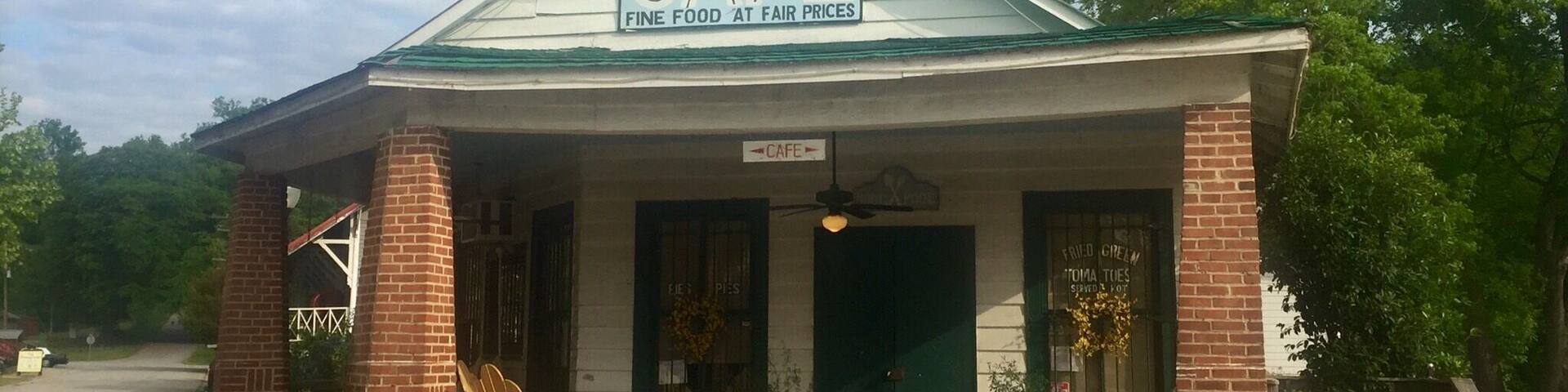 Most people would have never known about the Whistle Stop Cafe in Juliette, Georgia had it not been for the movie, "Fried Green Tomatoes." Great little town.