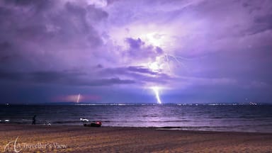 Monsoon season in Malaysia. Beaches is not always about clear skies. It's quite a show to see when Zeus decide to have fun above your head.
#beach