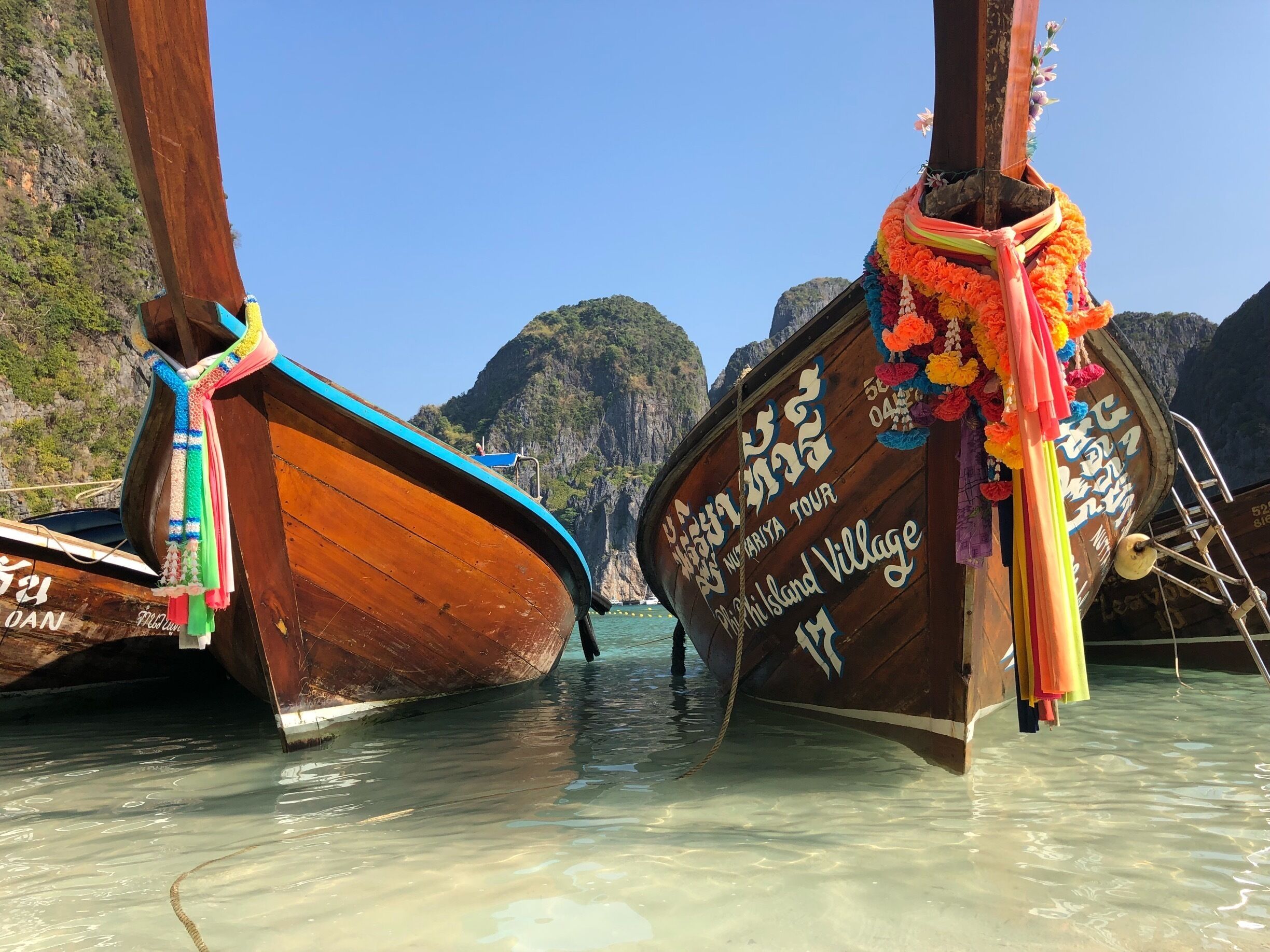 Traveled to Patong Beach in Thailand! Go early to beat the tourist and when the sun rises you’ll have the perfect gold hour for all of your pictures. 
#LifeAtExpedia
#BVSBlue


