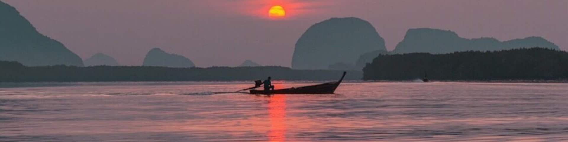 Sunrises in the summer in Thailand are unreal. If I could go back and relive these experiences, I would in a heartbeat. #EndlessSummer