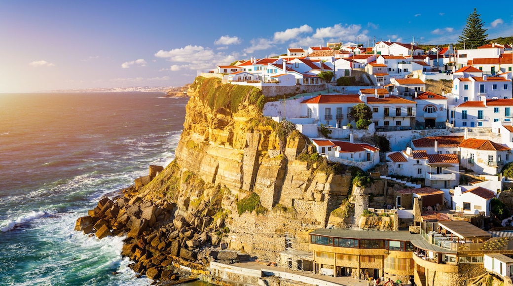 Azenhas do Mar is a seaside town in the municipality of Sintra, Portugal. Close to Lisboa. Azenhas do Mar white village, cliff and ocean, Sintra, Portugal. Azenhas Do Mar, Sintra, Portugal.