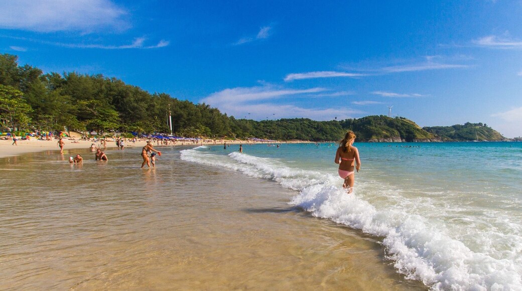 Nai Harn Beach is one of my own favourite beaches in #Phuket, Thailand 🇹🇭. It’s just a shame that it’s such a long drive from my apartment!
#LifeAtExpedia