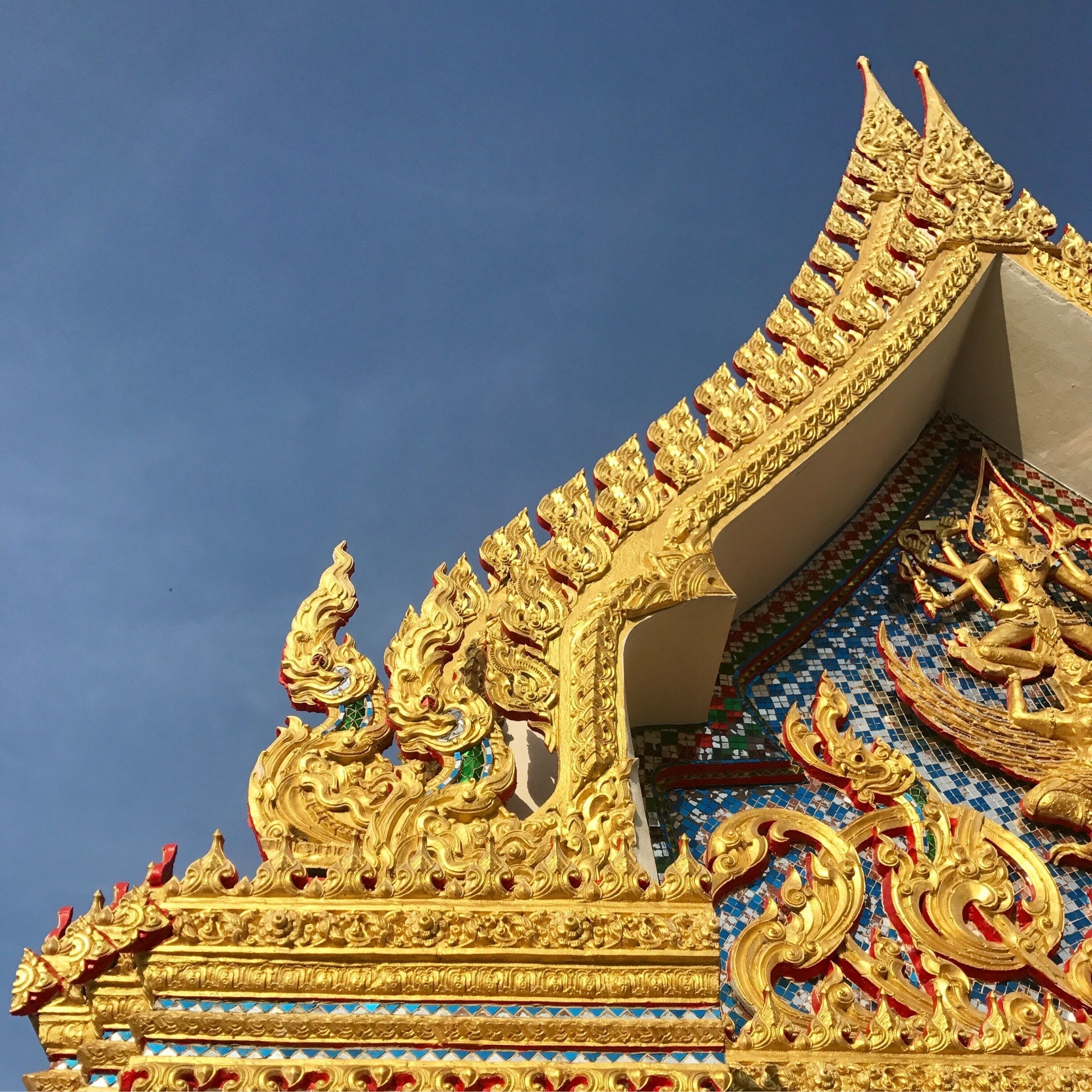 Temples pop up all over the place here in Thailand!