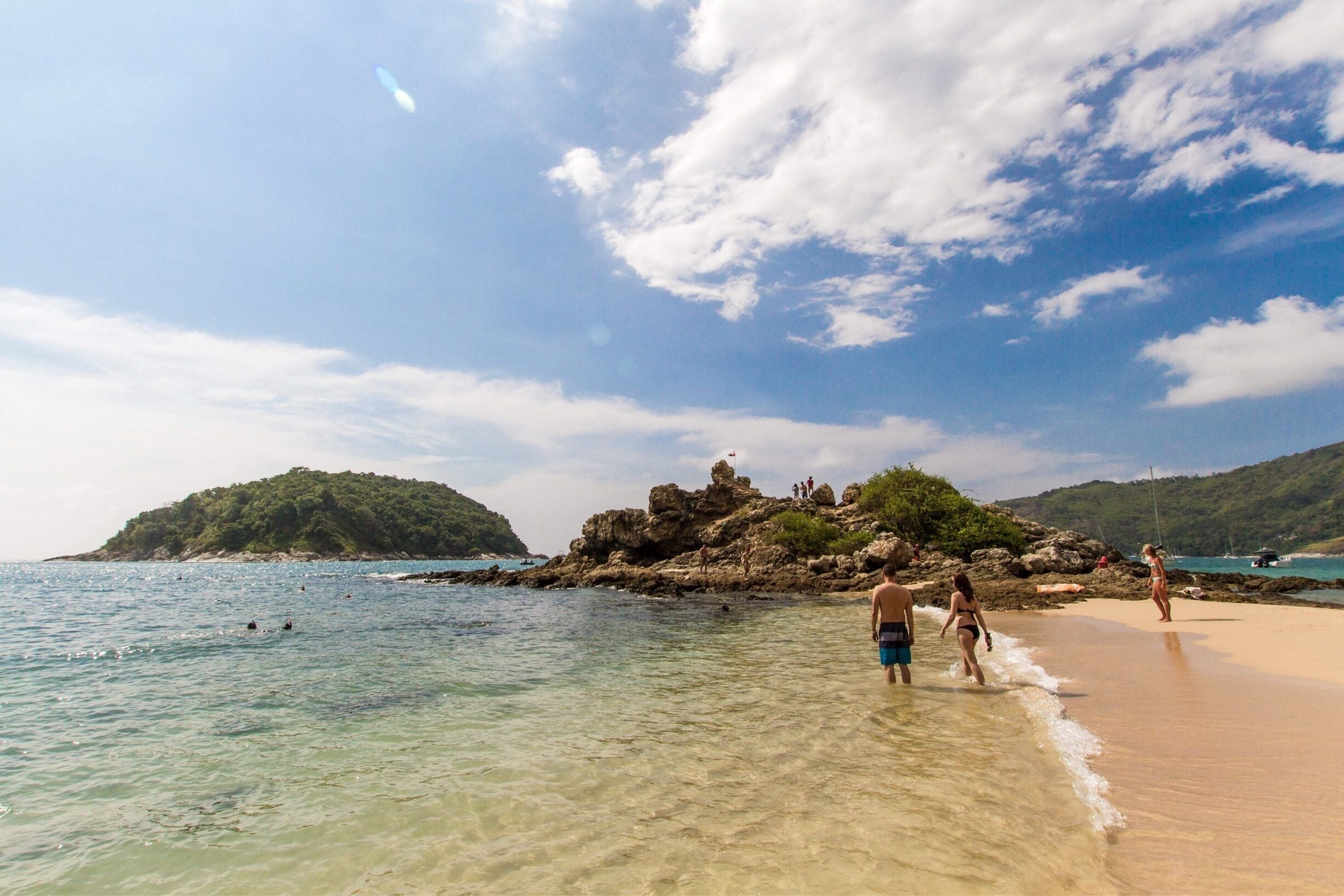 Ya Nui Beach is one of the more popular beaches in #Phuket, #Thailand, despite being one of the smallest and least conveniently located. It’s certainly one of my favourites, for several reasons.
#BeachTips
#LifeAtExpedia