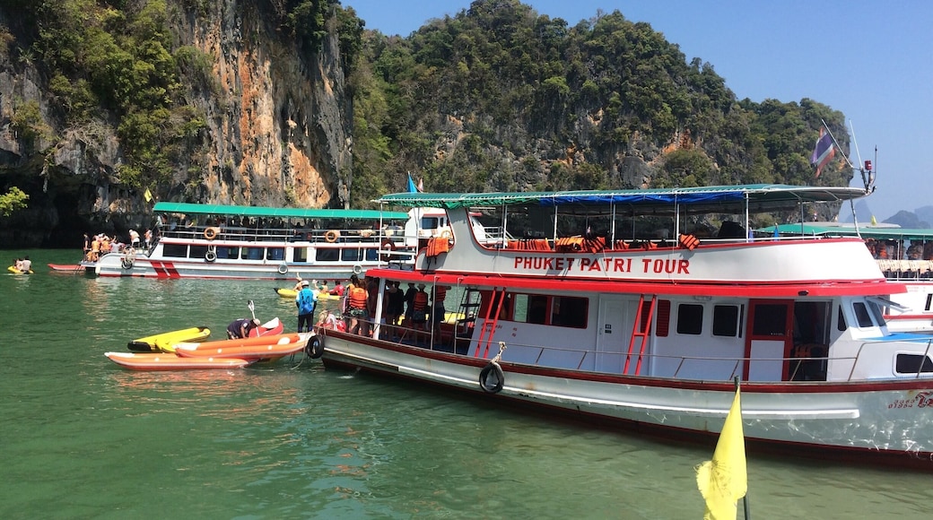 On the way to Phang nga bay , Phuket