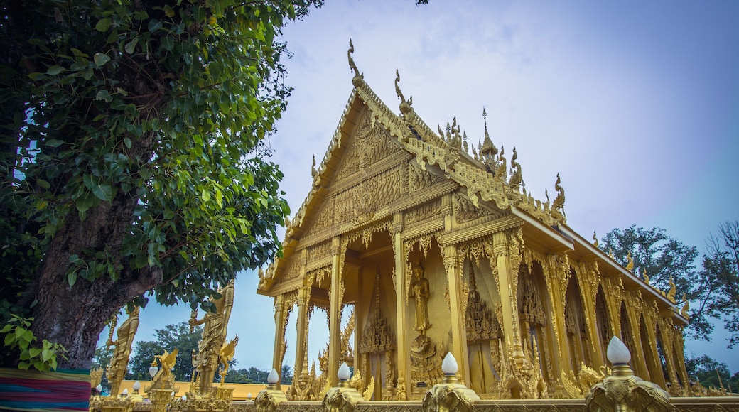 Bangkhla,Chachoengsao Province,Thailand on September 8,2018:Beautiful golden chapel of Wat Paknam Jolo