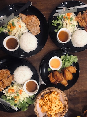 As you go around Bang Khla, you will find this steakhouse house along the road. They serve delicious and affordable steaks.