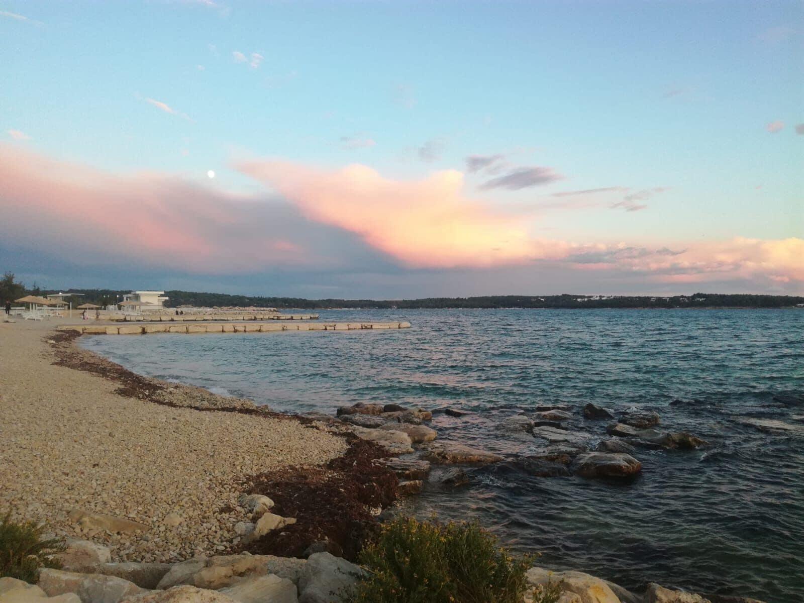 A beautiful beach in Novigrad. It’s not far away from the centre of the city but it’s really quiet and not very crowded