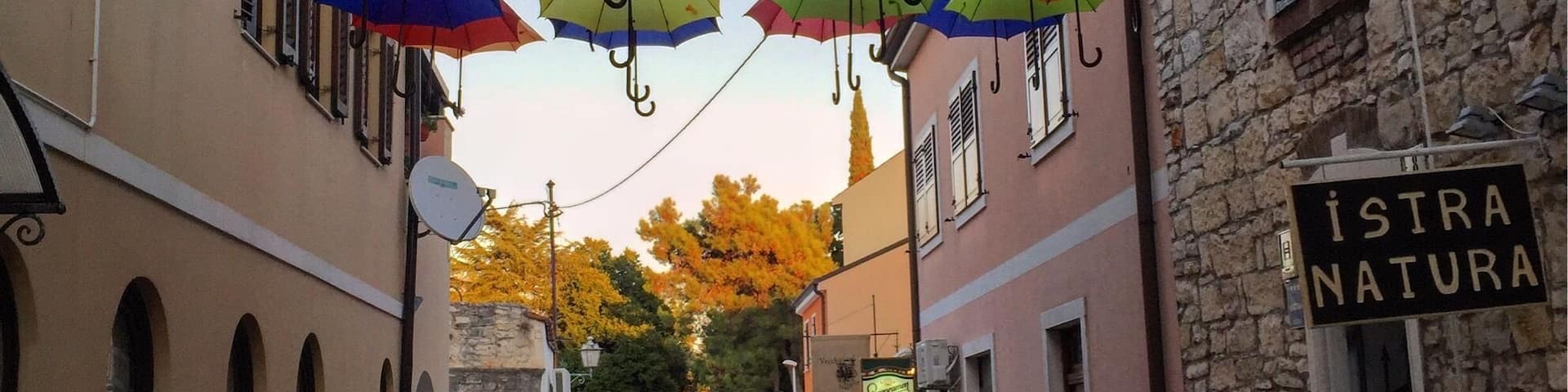 The quant little town of Novigrad is a worth a short trip on a Istrian road trip. It's less touristy than other nearby towns. Hint: try Pepe Bar on the rocks for an up close spectacular view of the sunset. There are even padded seats on the rocks where you can have a drink! #colorful