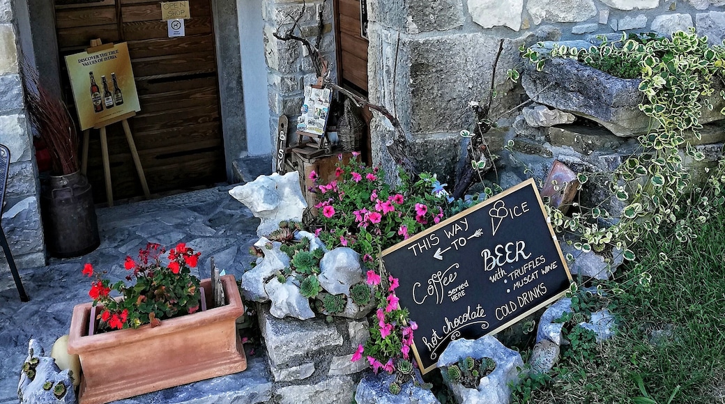 🇭🇷 One of two guesthouses in the city. Hum is the documented smallest city in the world. 09.2018