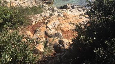 This were by far the most beautiful spot we found (we stayed two nights). The coast is near to Ližnijan and there were also just a few people. We found a little place under the trees to sleep in the car
#beach
#roadtrip