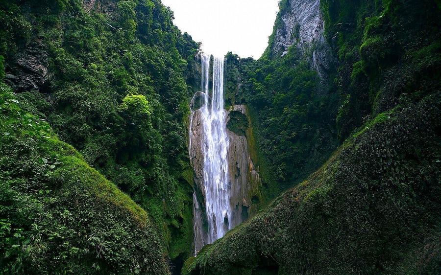 #Tongling Grand Canyon in Baise.
#通灵大峡谷
https://twitter.com/Beautifulgx