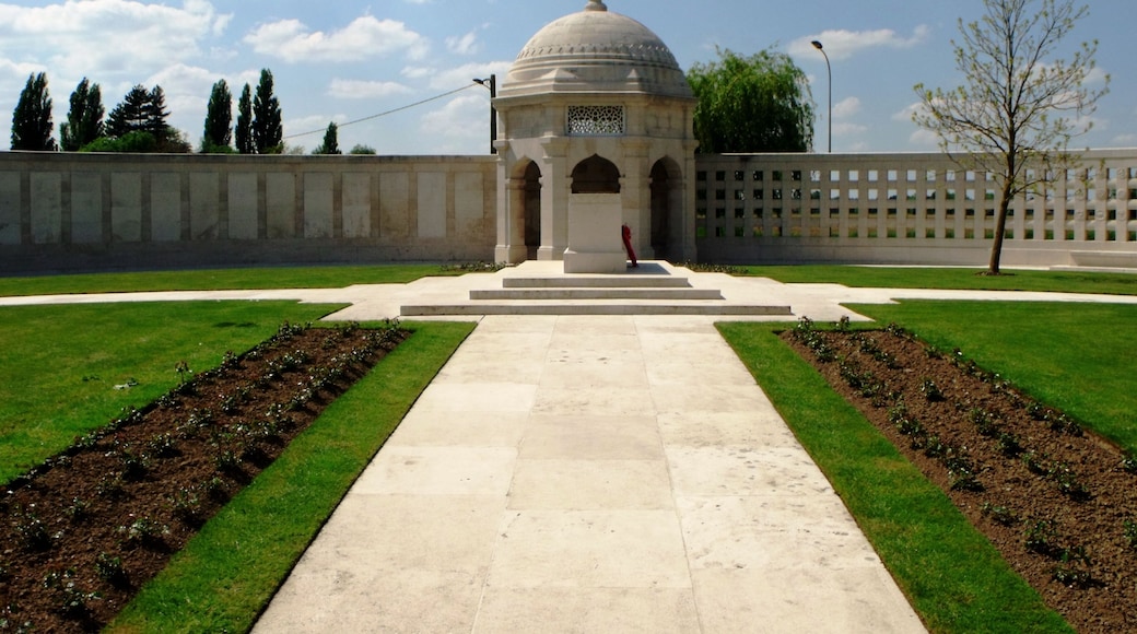 Indian war cemetery near La Bassee