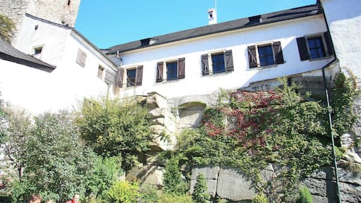 Roštejn, romantic hunting lodge in the Woods, invites you to explore their inner space, utility room, exit to the Tower, or to sit in the courtyard and in the Castle pub. Roštejn due to its central location in a former hunting area combines history and nature and is an ideal family and sporting trips.
http://www.hrad-rostejn.cz/