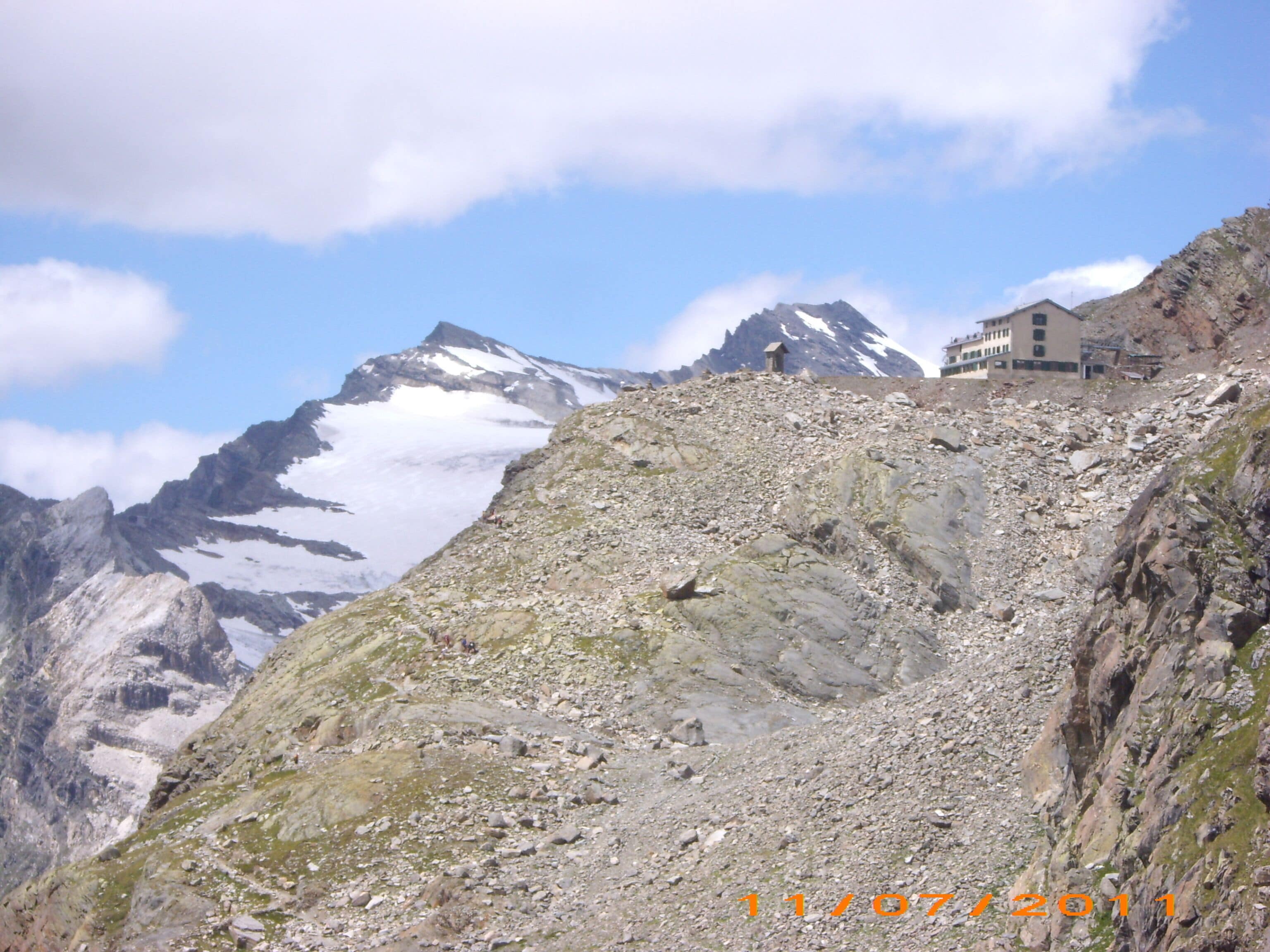 RIFUGIO MARINELLI BOMBARDIERI
