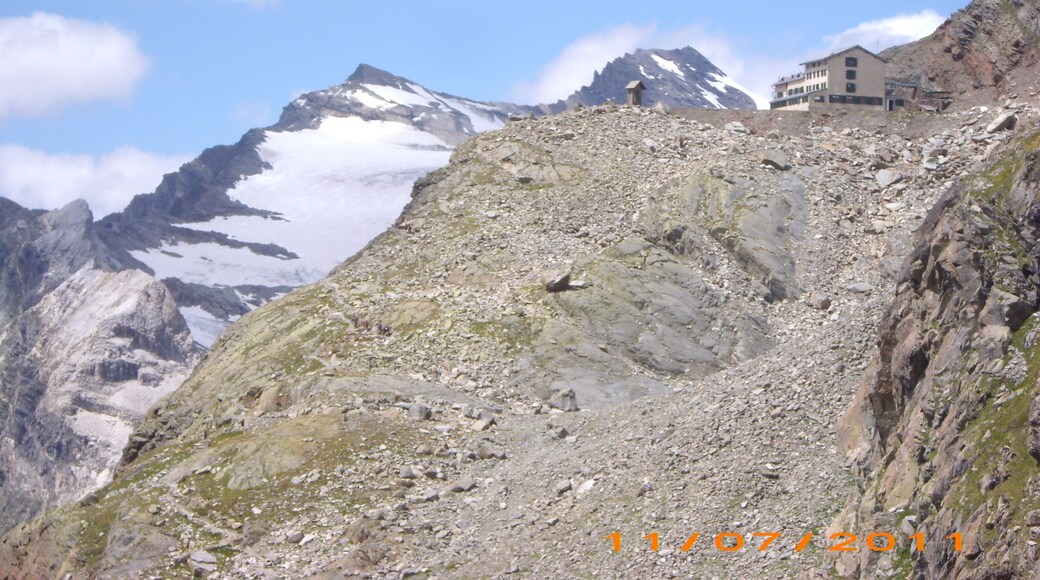 RIFUGIO MARINELLI BOMBARDIERI