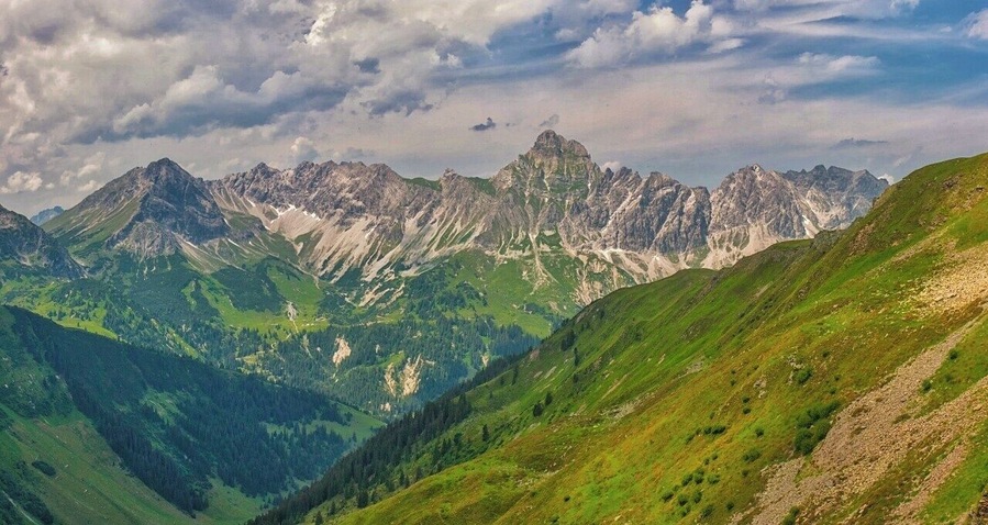 July 2016
Zimba mountain, Raetikon range, Voralberg land, Austria
The Zimba, elevation 2,645 m, is one of the most familiar mountains in the Austrian mountain range called Rätikon. Located in the hinterland of Bludenz, this horn is the landmark of Montafon valley and especially of the main village of Schruns. Three ridges and three walls emphasize the shapeliness of the form and it is referred to as the Matterhorn of Montafon.