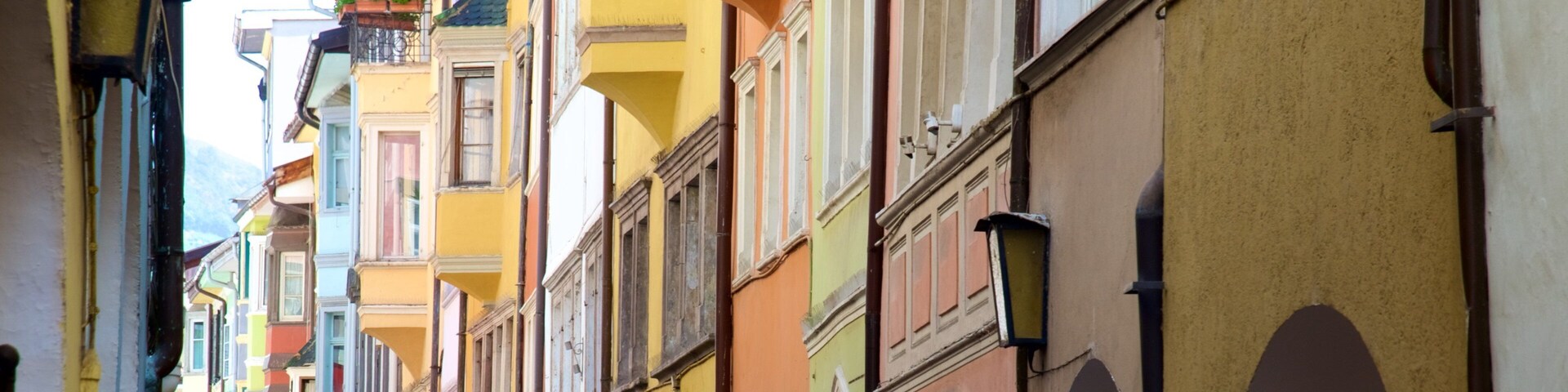 Bolzano showing heritage architecture