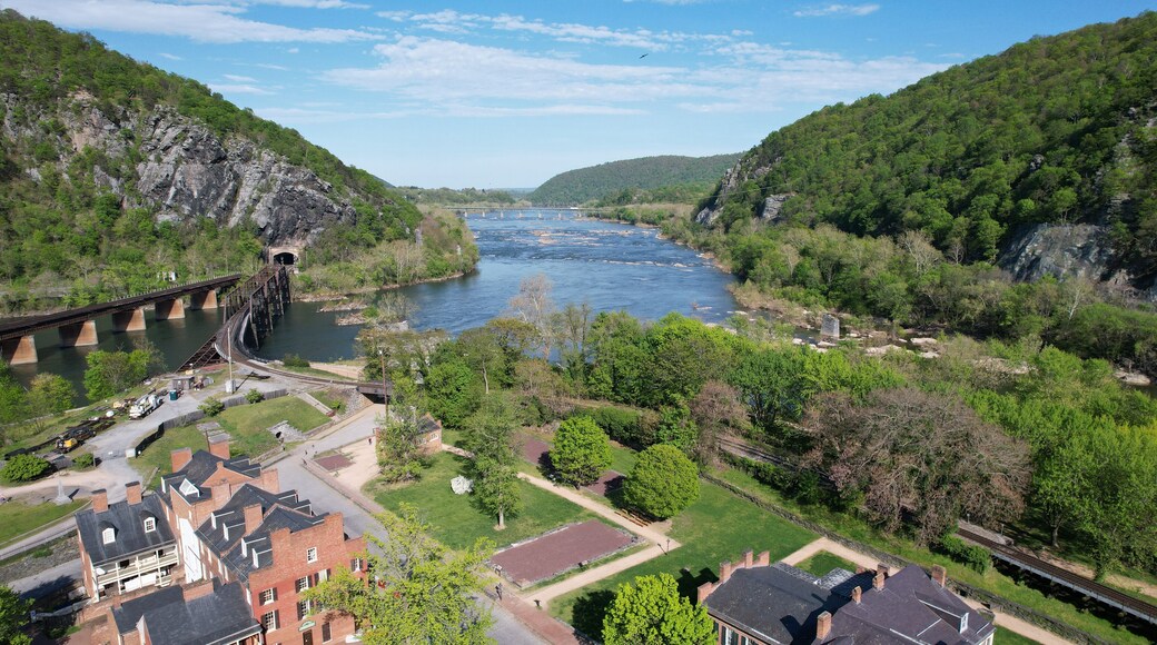 Harpers Ferry is the convergence point of Shenandoah River and Potomac River
