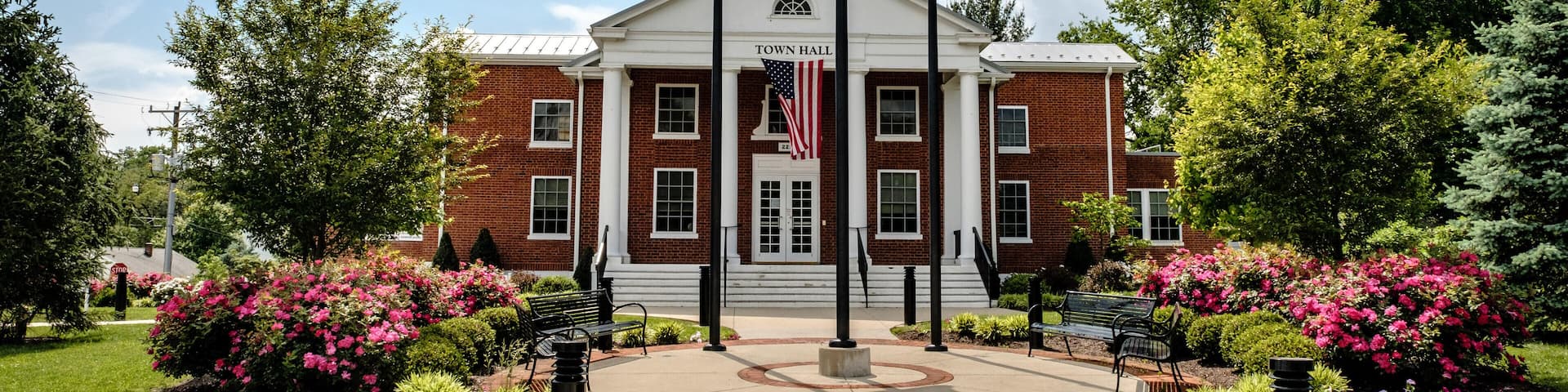 Purcellville Town Hall, 221 South Nursery Avenue, Purcellville, Virginia