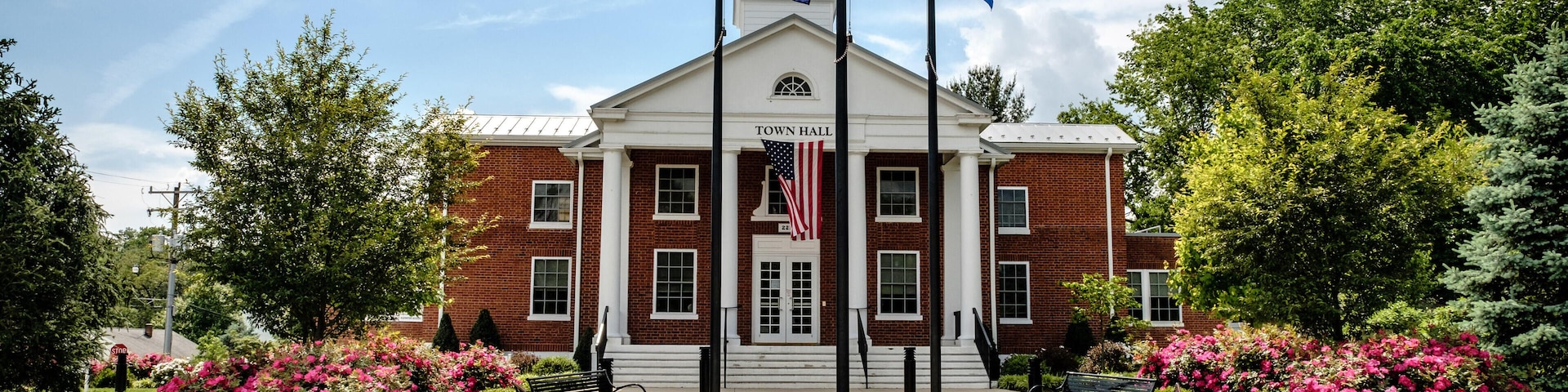 Purcellville Town Hall, 221 South Nursery Avenue, Purcellville, Virginia