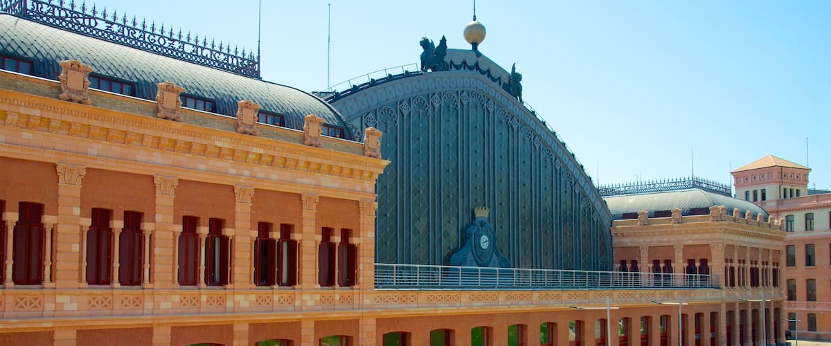 Madrid which includes railway items and heritage architecture