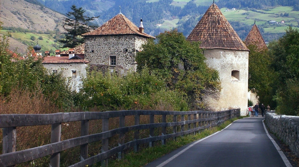 This media shows the cultural heritage monument with the number 14982 in South Tyrol. Glurns im Vinschgau