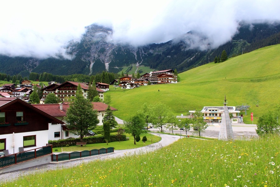 Pretty town close to Bichlbach