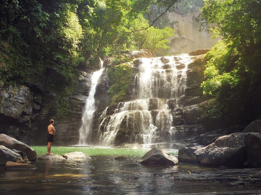 We were at the end of our Panama/Costa Rica trip and had actually just decided to cut it short because I was starting to feel sick. But we had this last hike to try out and I was just hoping both that I would feel well enough and also that our car would be able to make it back on the very steep gravel road back from the parking spot (after almost getting stuck around Monteverde earlier on the trip). As we’ve been getting used to we were first to arrive so we had this awesome place completely to ourselves for a little while in the morning before other tourists started to drop in. It really felt like a fairytale. (Oh, and the car made it back okay!) #nature #costarica #centralamerica #waterfalls