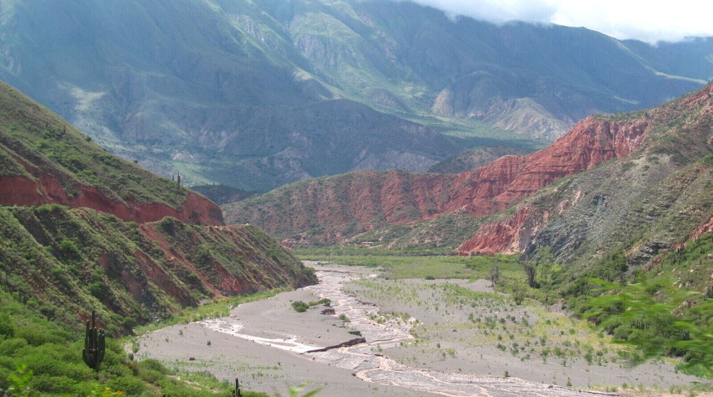 Great view of this amazing road.